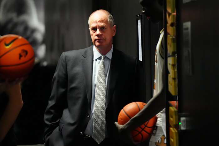 Colorado Buffaloes head coach Tad Boyle speaks with forward Tristan da Silva (23) while the Utah Utes shoot free throws during the second half at Jon M. Huntsman Center